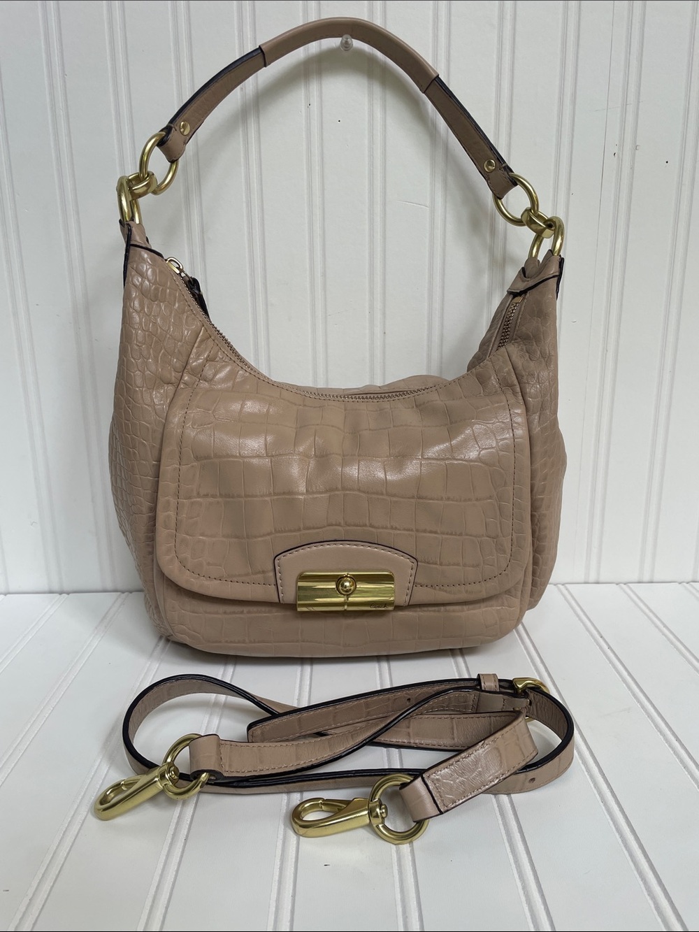 Coach Vintage Y2K Kristin Beige Croc Embossed Leather Convertible Hobo Bag